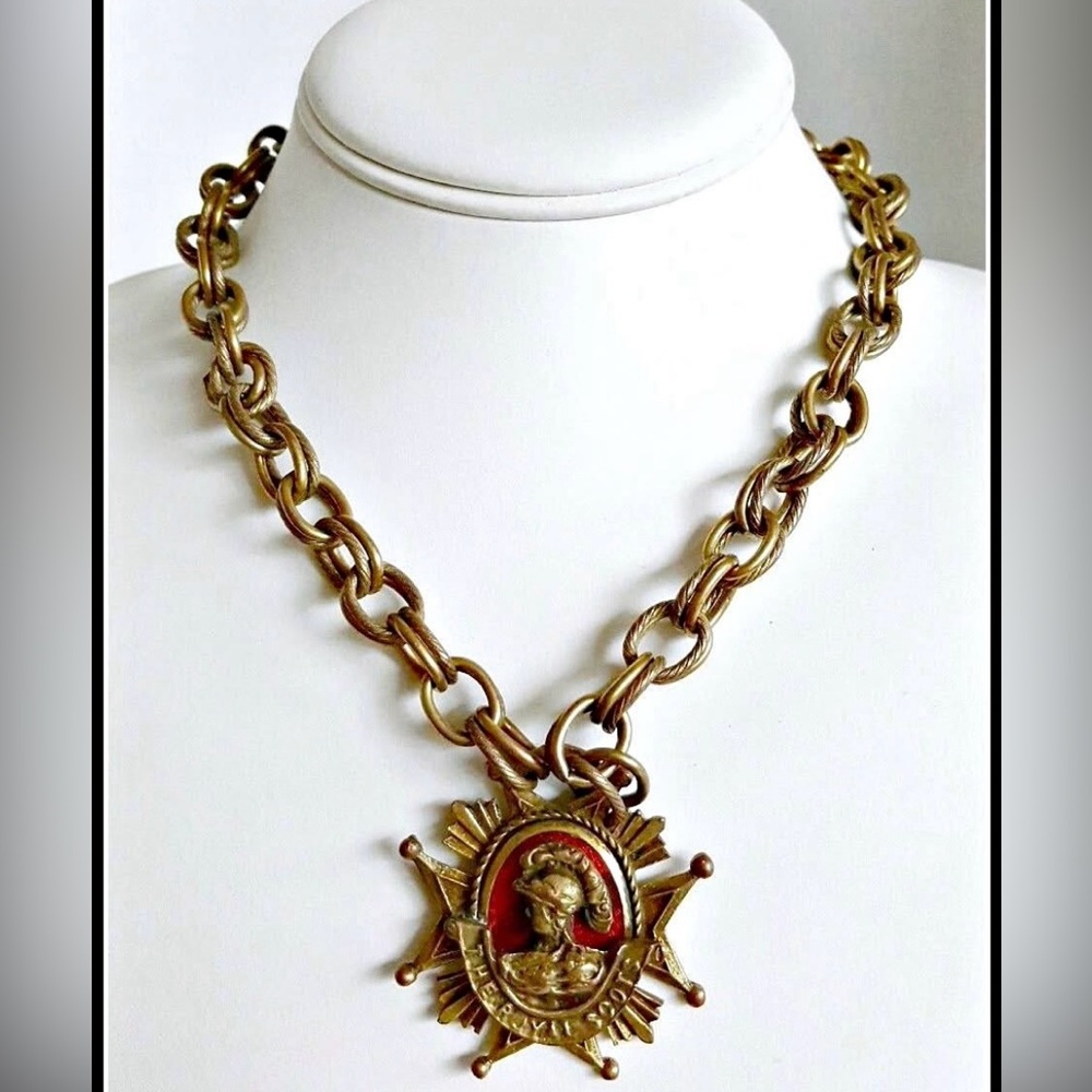 Vintage Coro Heraldic necklace
